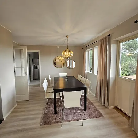 6-bedroom With Scenic Views Берген
